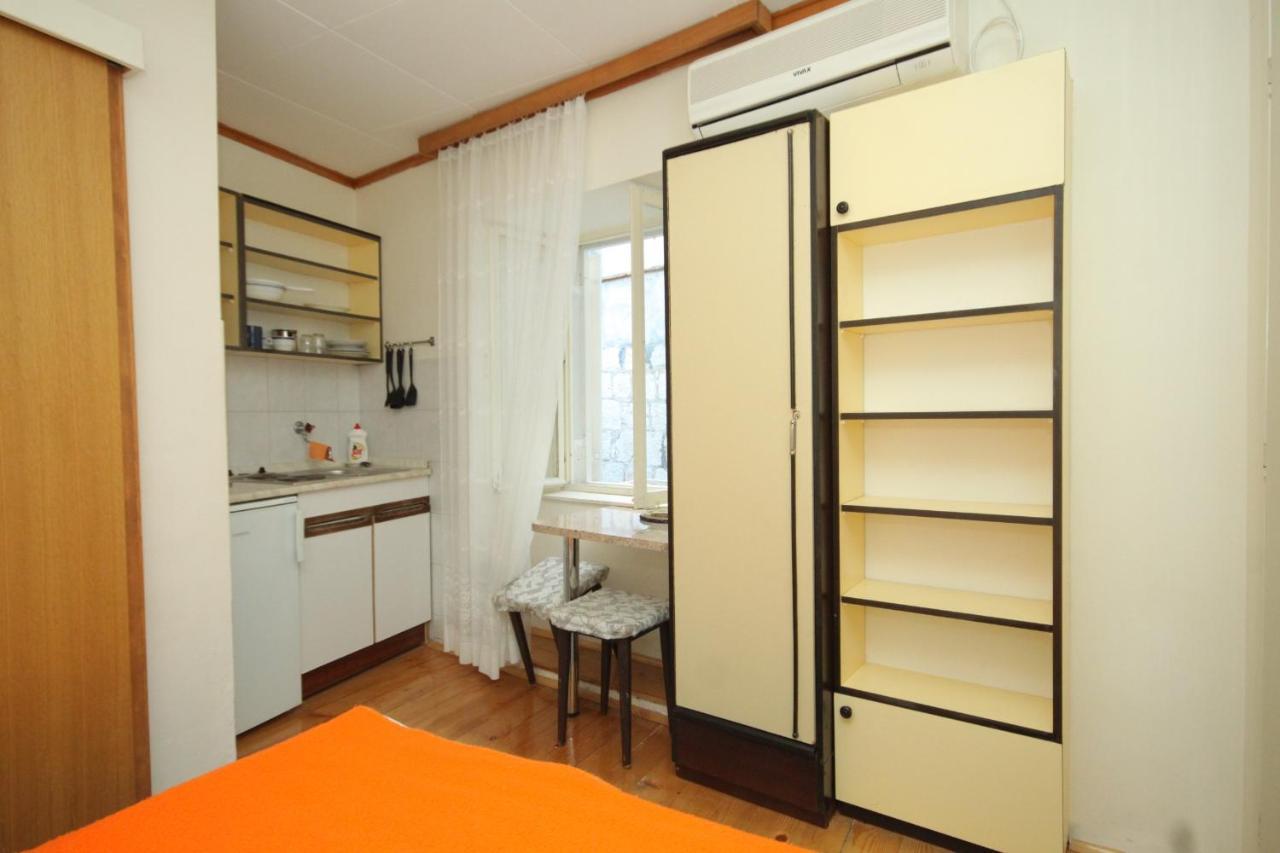 Apartments And Rooms By The Sea Komiza, Vis - 2431 ภายนอก รูปภาพ